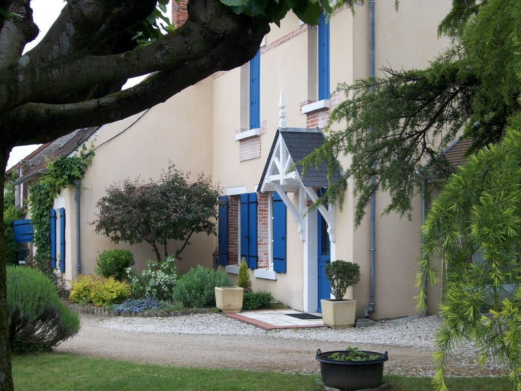 אונזה Loire, Chateaux, Et Vignes חדר תמונה
